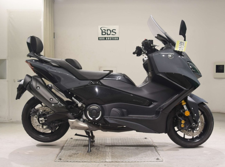 Мотоцикл Yamaha T-MAX560 с пробегом 16727 km