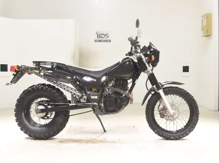 Мотоцикл Yamaha TW200 с пробегом 23593 m