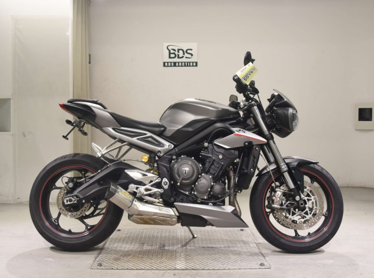 Мотоцикл Triumph STREET TRIPLE RS з пробігом 12093 km