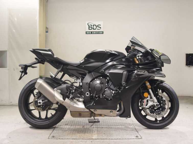 Мотоцикл Yamaha YZF-R1 с пробегом 894 km