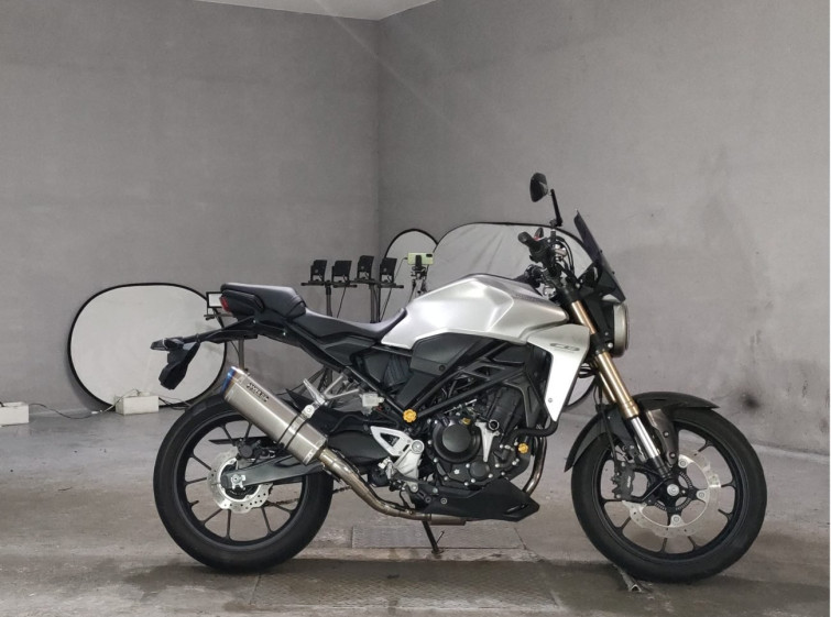 Мотоцикл Honda CB250R с пробегом 13689 km