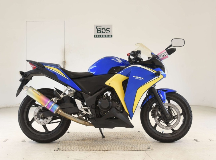 Мотоцикл Honda CBR250R с пробегом 58774 km