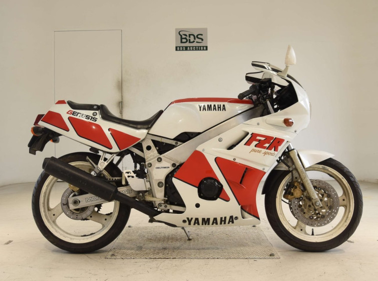 Мотоцикл Yamaha FZR400 с пробегом 19362 km