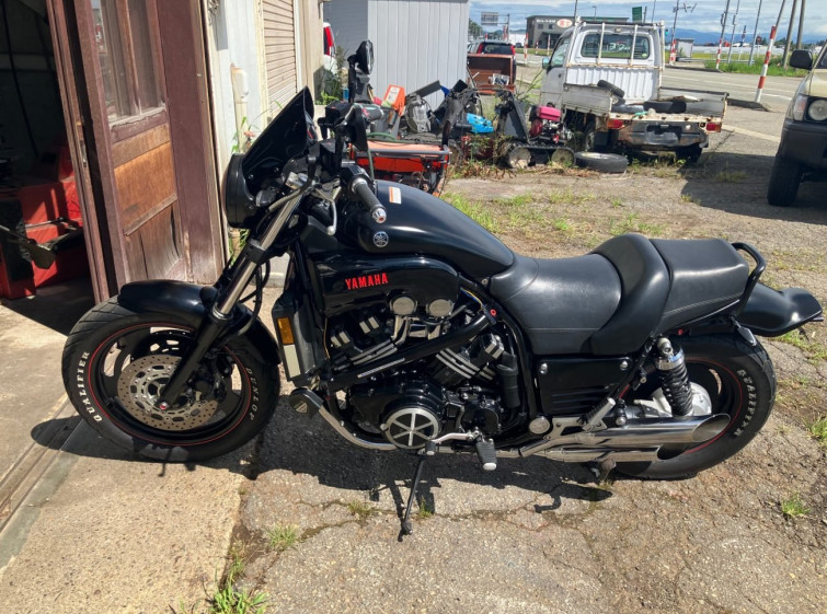 Мотоцикл Yamaha V-MAX1200 с пробегом 2827 km