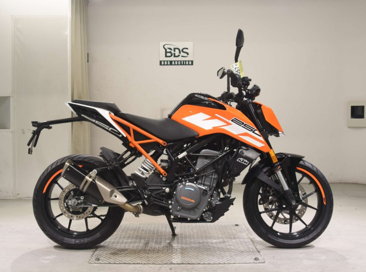 Мотоцикл KTM 250 DUKE с пробегом 12376 km