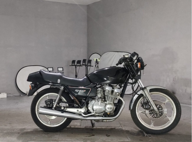 Мотоцикл Suzuki GSX400F с пробегом 5841 m