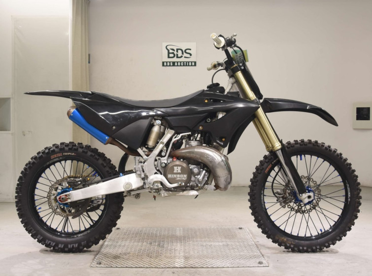 Мотоцикл Yamaha YZ250