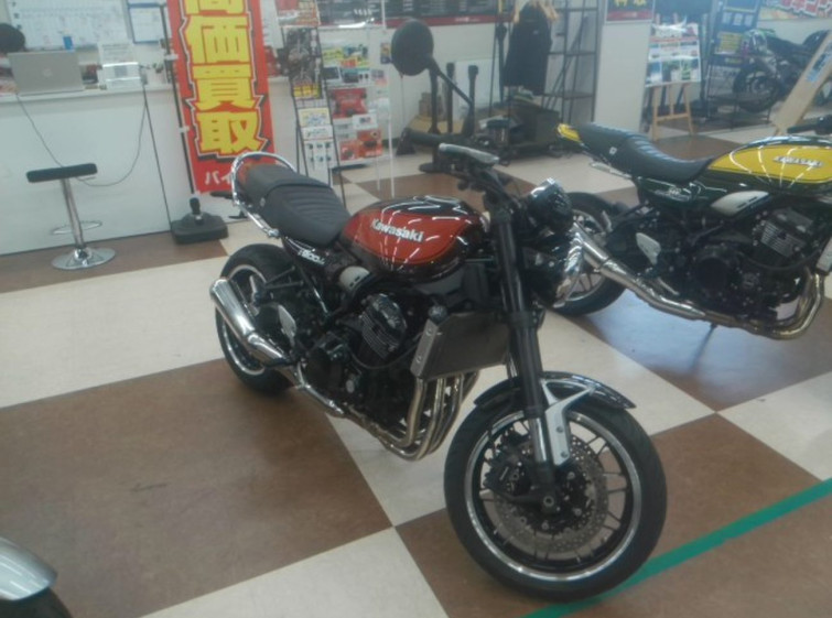 Мотоцикл Kawasaki Z900RS с пробегом 12371 km