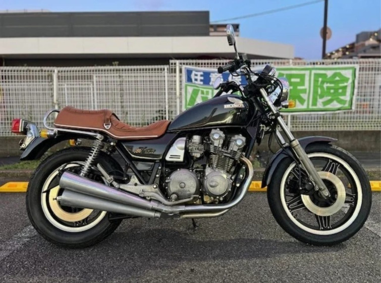 Мотоцикл Honda CB750 CUSTOM с пробегом 12146 km