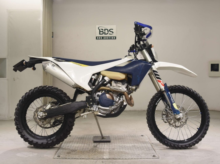 Мотоцикл Husqvarna FE250 с пробегом 1821 km