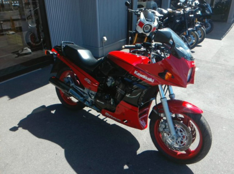 Мотоцикл Kawasaki GPZ900R с пробегом 6484 km