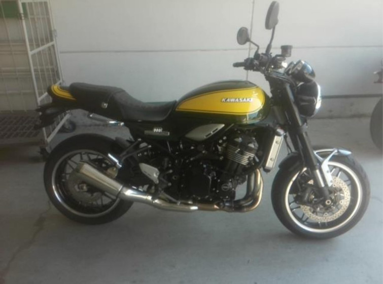 Мотоцикл Kawasaki Z900RS с пробегом 3841 km