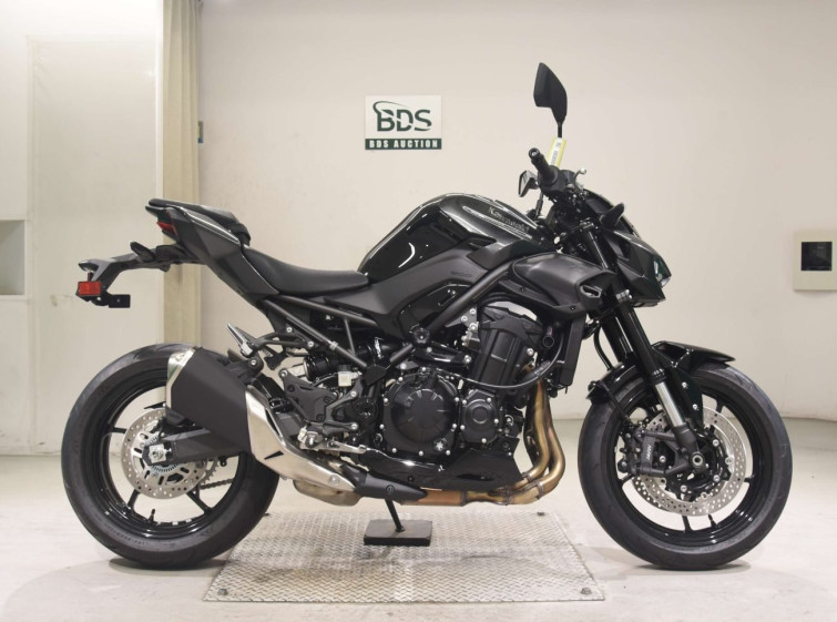 Мотоцикл Kawasaki Z900 з пробігом 105 km