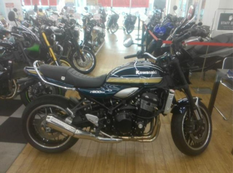 Мотоцикл Kawasaki Z900RS с пробегом 2643 km