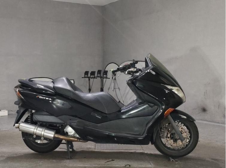 Мотоцикл Honda FORZA Z с пробегом 73123 km