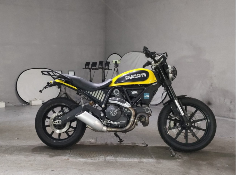 Мотоцикл Ducati SCRAMBLER 803 ICON з пробігом 33203 km
