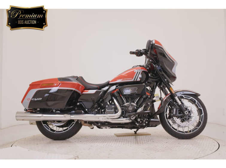 Мотоцикл HD STREET GLIDE FLHXSE1920 CVO с пробегом 232 km