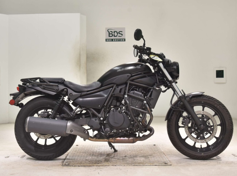 Мотоцикл Kawasaki ELIMINATOR 400 с пробегом 3232 km
