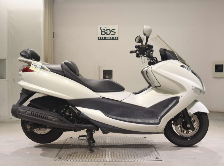 Мотоцикл Yamaha MAJESTY 250 з пробігом 39051 km