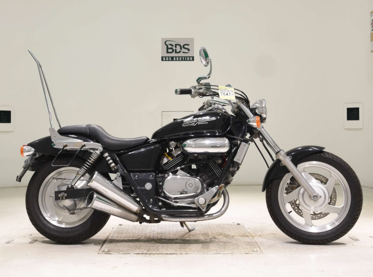 Мотоцикл Honda MAGNA250 с пробегом 29922 km