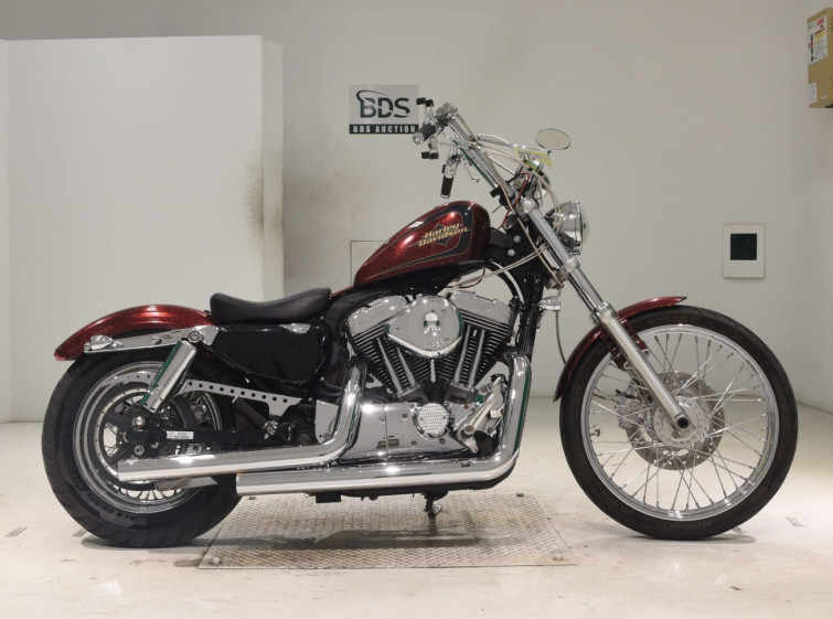Мотоцикл HD SPORTSTER SEVENTY-TWO XL1200V с пробегом 18243 km