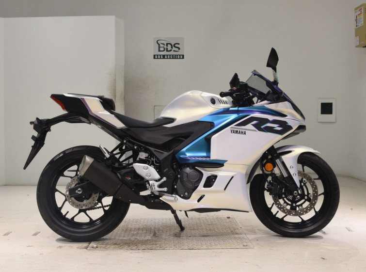 Мотоцикл Yamaha YZF-R3 с пробегом 389 km
