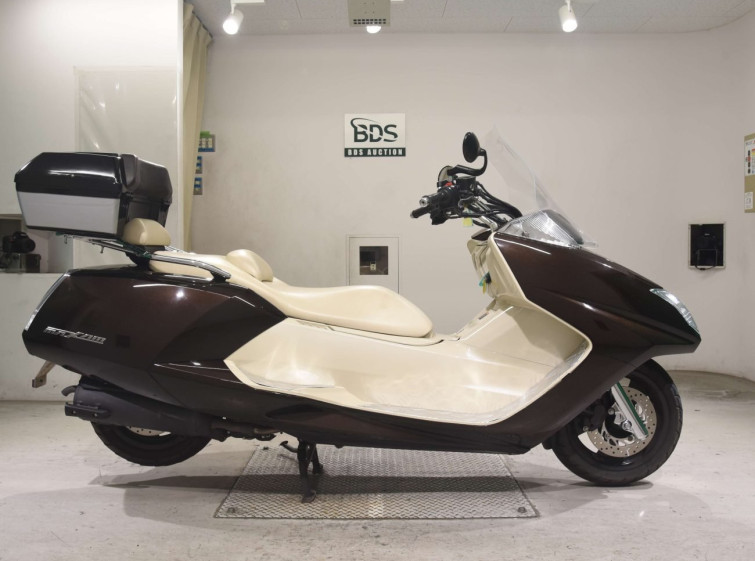 Мотоцикл Yamaha MAXAM250 с пробегом 9730 km