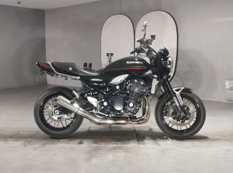 Мотоцикл Kawasaki Z900RS з пробігом 15115 km