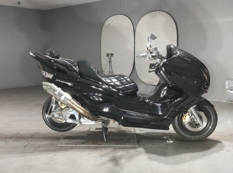 Мотоцикл Yamaha MAJESTY 250C с пробегом 17140 km
