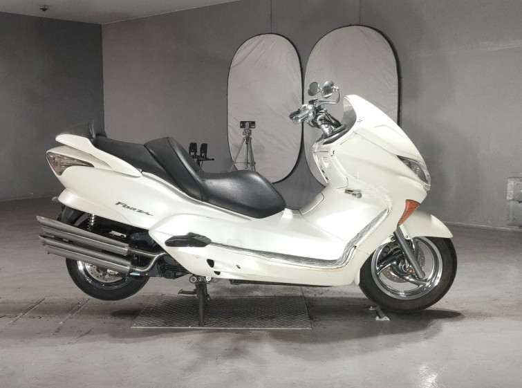 Мотоцикл Honda FORZA Z з пробігом 24129 km