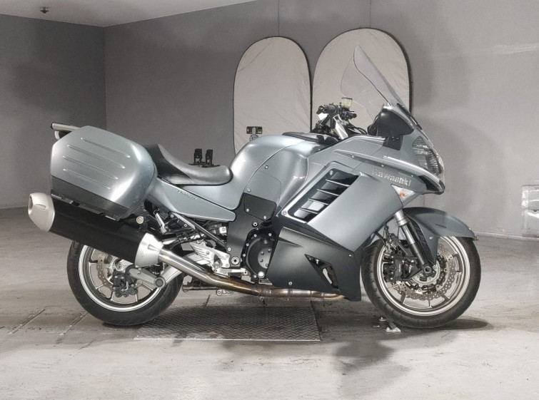 Мотоцикл Kawasaki GTR1400 CONCOURS з пробігом 14870 km