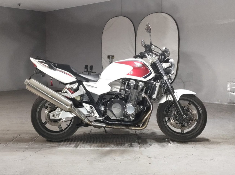 Мотоцикл Honda CB1300SF с пробегом 39289 km