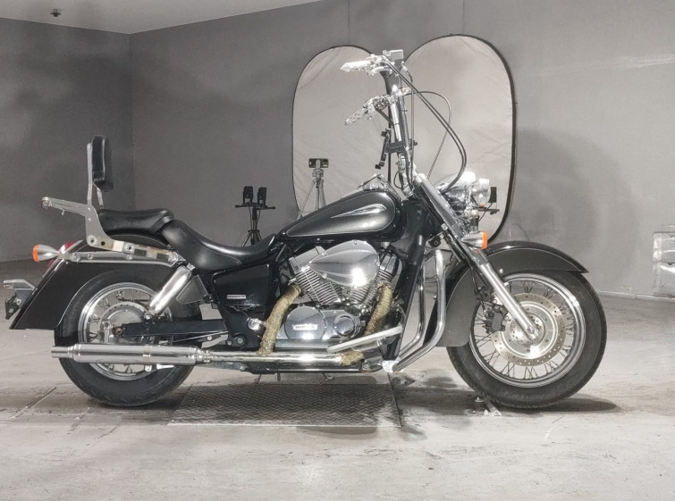 Мотоцикл Honda SHADOW 400 CLASSIC с пробегом 11373 km
