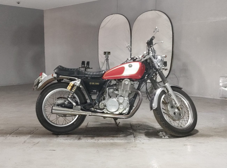 Мотоцикл Yamaha SR400 з пробігом 9418 km