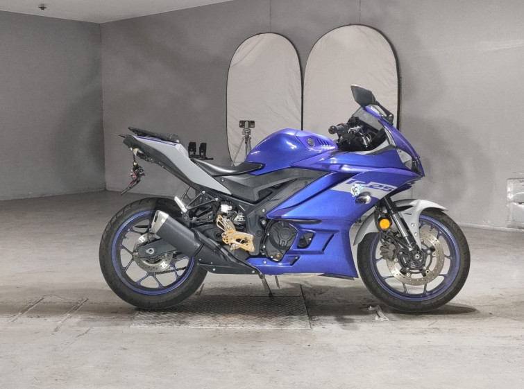 Мотоцикл Yamaha YZF-R25 с пробегом 13851 km
