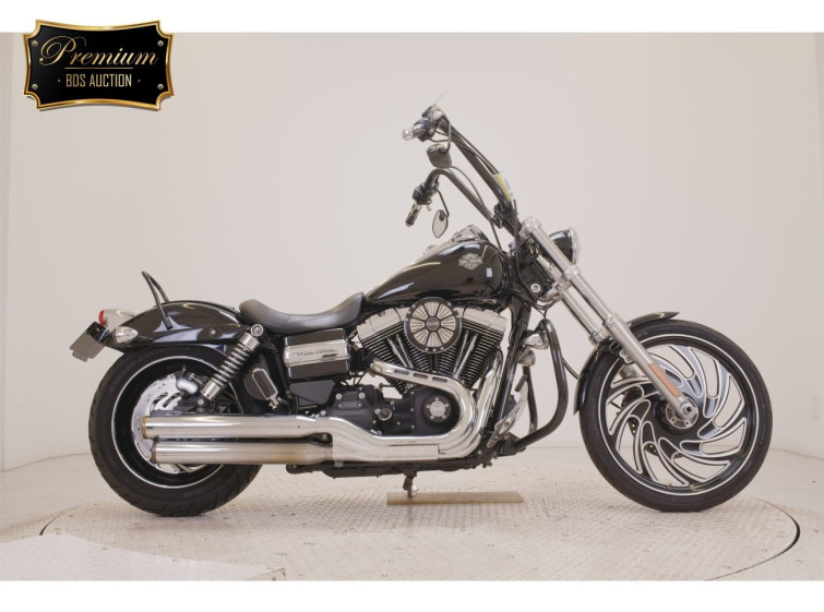 Мотоцикл HD WIDE GLIDE FXDWG1580 с пробегом 27984 km