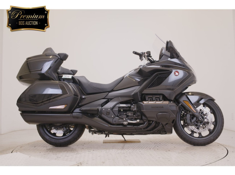 Мотоцикл Honda GL1800 TOUR D с пробегом 142 km