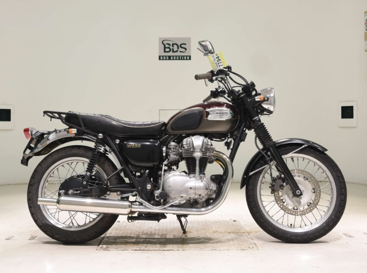 Мотоцикл Kawasaki W650 с пробегом 9066 km