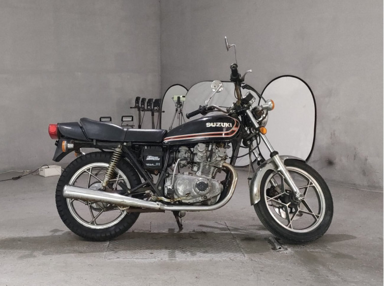 Мотоцикл Suzuki GS425 с пробегом 18325 m