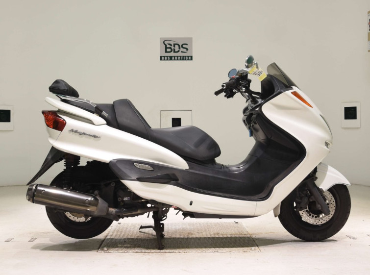 Мотоцикл Yamaha MAJESTY 250C с пробегом 64006 km