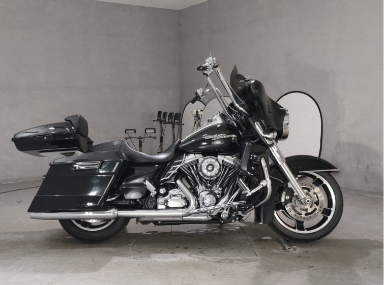 Мотоцикл HD SREET GLIDE FLHX1690 с пробегом 47119 km