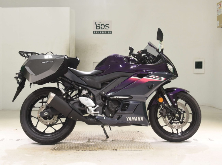Мотоцикл Yamaha YZF-R3 с пробегом 1035 km