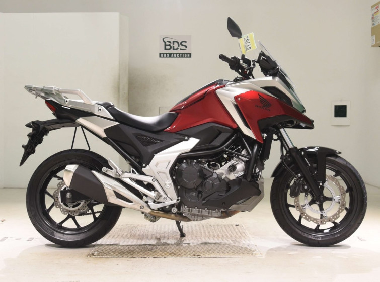 Мотоцикл Honda NC750X з пробігом 10623 km