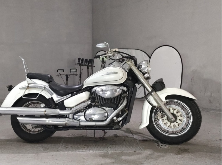 Мотоцикл Suzuki INTRUDER 400 CLASSIC с пробегом 73688 km