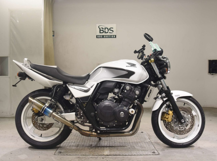Мотоцикл Honda CB400SFV з пробігом 16466 km