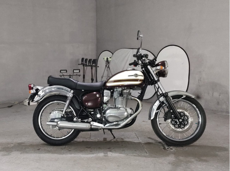 Мотоцикл Kawasaki ESTRELLA с пробегом 3711 km