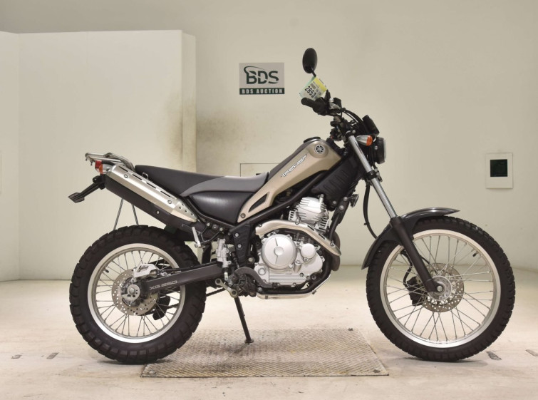 Мотоцикл Yamaha TRICKER с пробегом 2090 km