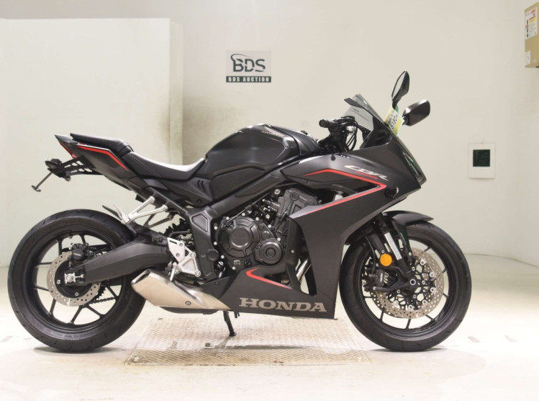 Мотоцикл Honda CB650R-2 с пробегом 9374 km