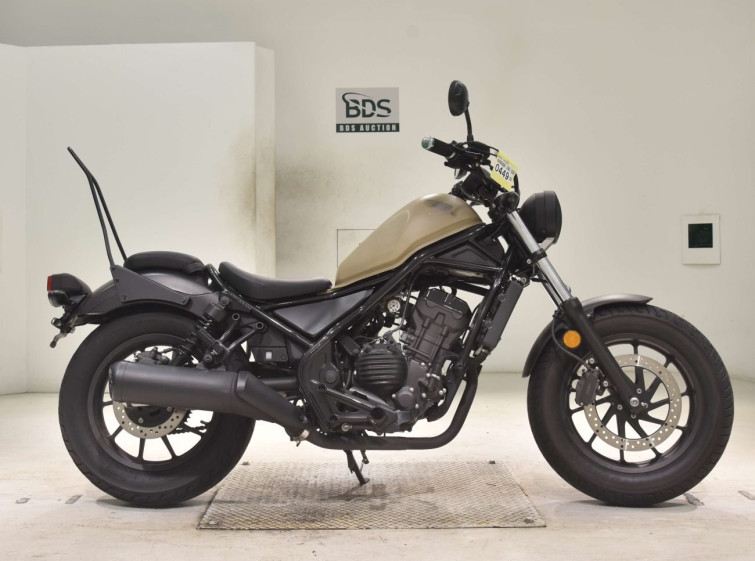 Мотоцикл Honda REBEL CMX250 з пробігом 7414 km