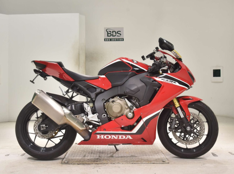 Мотоцикл Honda CBR1000RR з пробігом 25603 km